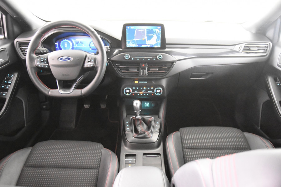 Ford FOCUS Wagon Hybrid ST Line X *1ste Eigenaar*Leer*Navigatie*Trekhaak* Ford FOCUS Wagon Hybrid ST Line X *1ste Eigenaar*Leer*Navigatie*Trekhaak*