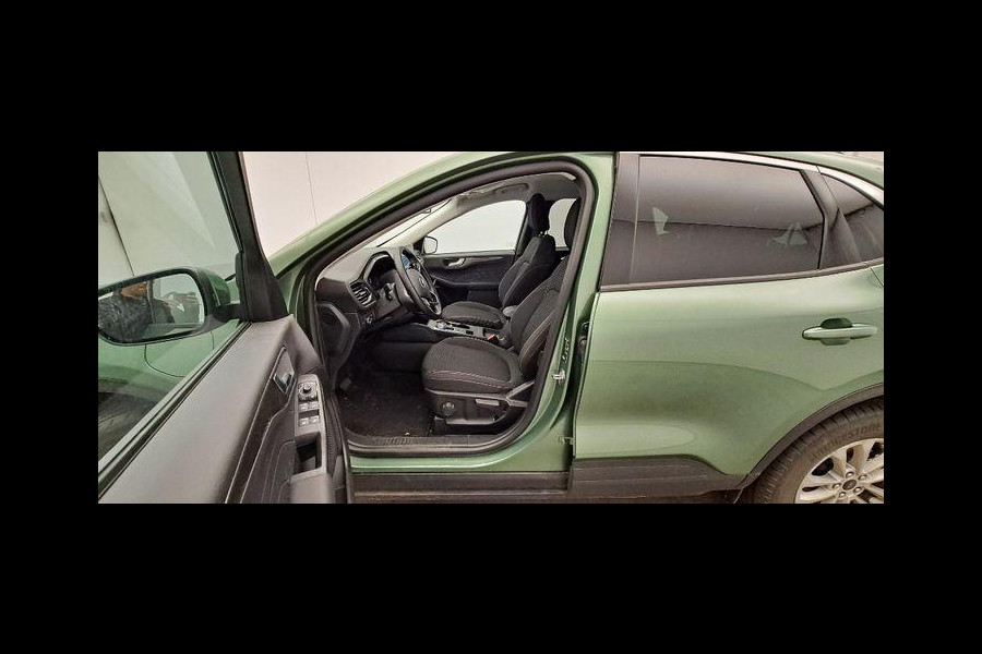 Ford Kuga 2.5 PHEV Titanium 243pk | Driver Assistance Pack | SYNC 4 Navigatie | 2.100kg Trekgewicht Ford Kuga 2.5 PHEV Titanium 243pk | Driver Assistance Pack | SYNC 4 Navigatie | 2.100kg Trekgewicht