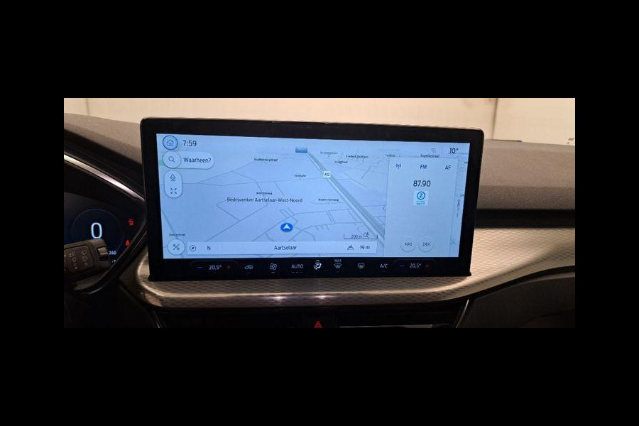 Ford Kuga 2.5 PHEV Titanium 243pk | Driver Assistance Pack | SYNC 4 Navigatie | 2.100kg Trekgewicht Ford Kuga 2.5 PHEV Titanium 243pk | Driver Assistance Pack | SYNC 4 Navigatie | 2.100kg Trekgewicht