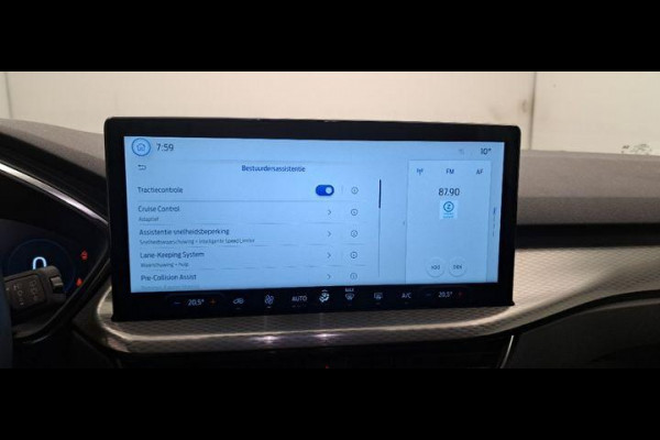 Ford Kuga 2.5 PHEV Titanium 243pk | Driver Assistance Pack | SYNC 4 Navigatie | 2.100kg Trekgewicht Ford Kuga 2.5 PHEV Titanium 243pk | Driver Assistance Pack | SYNC 4 Navigatie | 2.100kg Trekgewicht