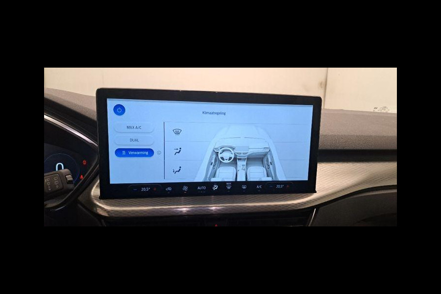 Ford Kuga 2.5 PHEV Titanium 243pk | Driver Assistance Pack | SYNC 4 Navigatie | 2.100kg Trekgewicht Ford Kuga 2.5 PHEV Titanium 243pk | Driver Assistance Pack | SYNC 4 Navigatie | 2.100kg Trekgewicht