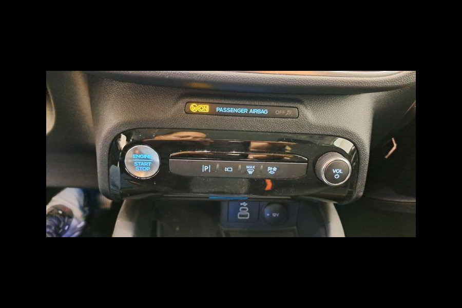 Ford Kuga 2.5 PHEV Titanium 243pk | Driver Assistance Pack | SYNC 4 Navigatie | 2.100kg Trekgewicht Ford Kuga 2.5 PHEV Titanium 243pk | Driver Assistance Pack | SYNC 4 Navigatie | 2.100kg Trekgewicht