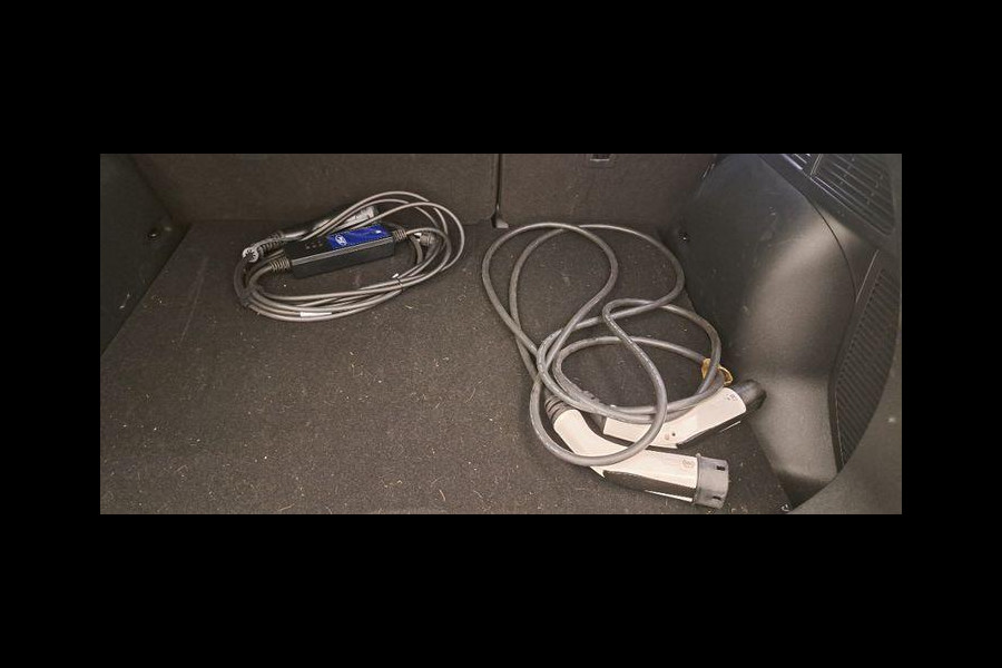 Ford Kuga 2.5 PHEV Titanium 243pk | Driver Assistance Pack | SYNC 4 Navigatie | 2.100kg Trekgewicht Ford Kuga 2.5 PHEV Titanium 243pk | Driver Assistance Pack | SYNC 4 Navigatie | 2.100kg Trekgewicht