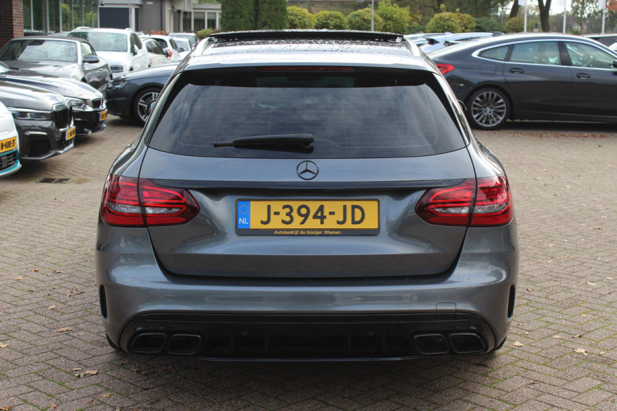 Mercedes-Benz C-Klasse Estate 180 Business Solution AMG / Panoramadak / Camera / Leder / Navigatie / 18'' / DAB / Stoelverwarming / Cruise Control Mercedes-Benz C-Klasse Estate 180 Business Solution AMG / Panoramadak / Camera / Leder / Navigatie / 18'' / DAB / Stoelverwarming / Cruise Control