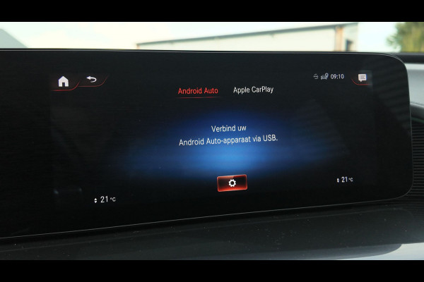 Mercedes-Benz EQC 400 4MATIC Business Solution AMG 80 kWh VOL VOL TREKHAAK Mercedes-Benz EQC 400 4MATIC Business Solution AMG 80 kWh VOL VOL TREKHAAK