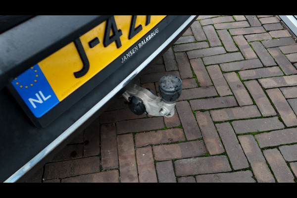 Mercedes-Benz EQC 400 4MATIC Business Solution AMG 80 kWh VOL VOL TREKHAAK Mercedes-Benz EQC 400 4MATIC Business Solution AMG 80 kWh VOL VOL TREKHAAK