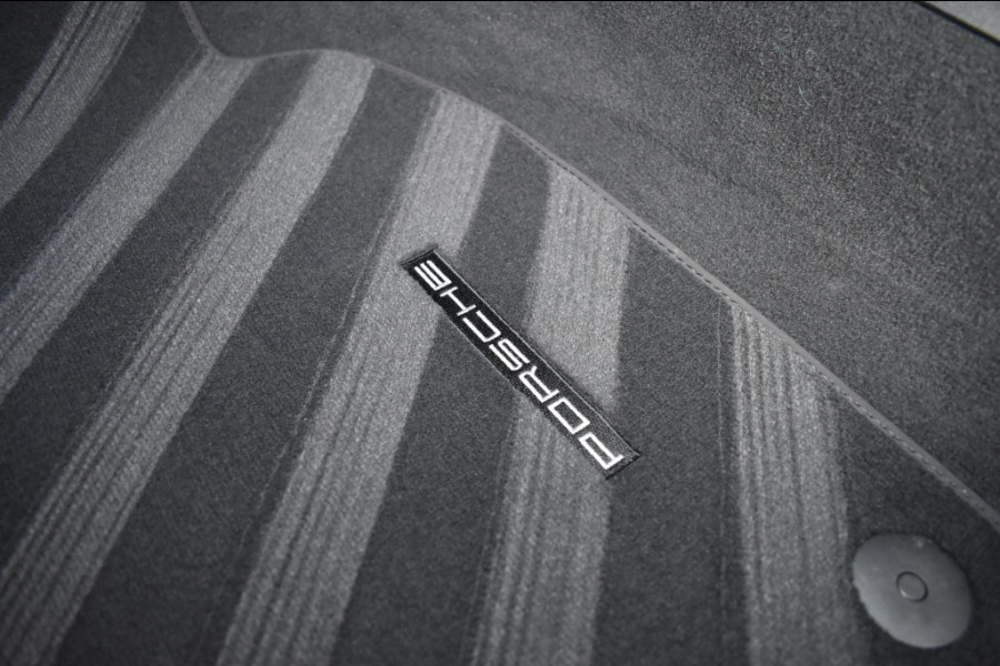 Porsche 718 Spyder 4.0 3.365 KM! FULL LED! PARKEERPAKKET!