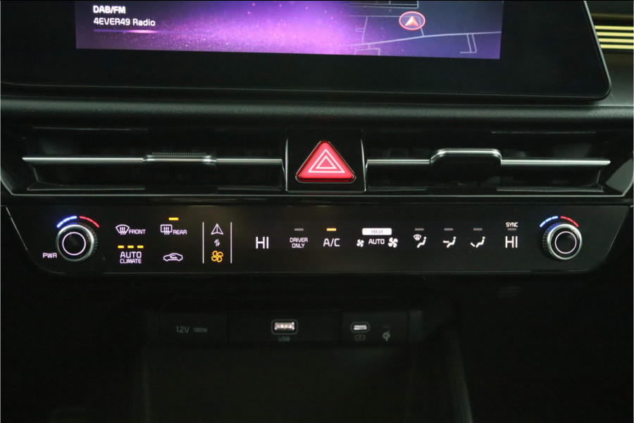 Kia Niro 1.6 GDi Hybrid ExecutiveLine Apple Carplay/Android Auto - Cruise Control - Dodehoekdetectie - Navigatie - Schuif/Kanteldak - Stuur/Stoelverwarming - Fabrieksgarantie tot 06-2031 Kia Niro 1.6 GDi Hybrid ExecutiveLine Apple Carplay/Android Auto - Cruise Control - Dodehoekdetectie - Navigatie - Schuif/Kanteldak - Stuur/Stoelverwarming - Fabrieksgarantie tot 06-2031