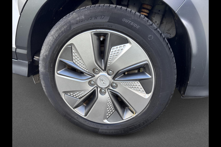 Hyundai Kona EV Premium 64 kWh