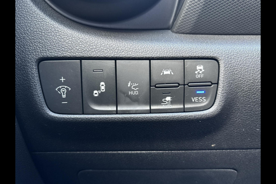 Hyundai Kona EV Premium 64 kWh