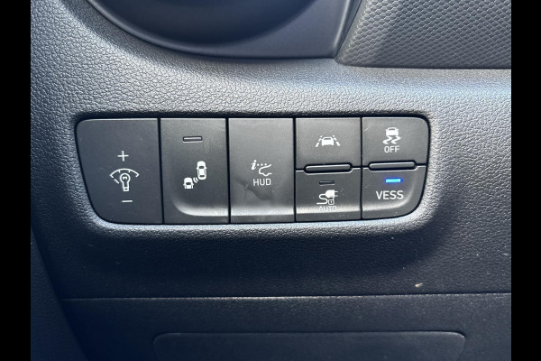 Hyundai Kona EV Premium 64 kWh