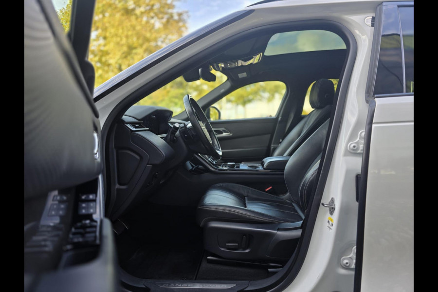 Land Rover Range Rover Velar 3.0 V6 AWD HSE|PANO|STUURVERW!|BLINDSPOT! Land Rover Range Rover Velar 3.0 V6 AWD HSE|PANO|STUURVERW!|BLINDSPOT!