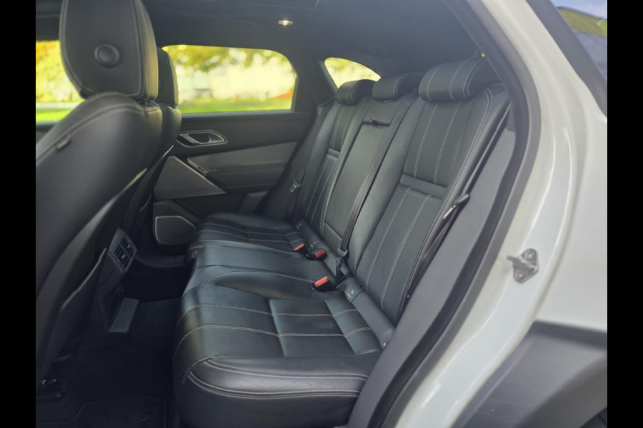 Land Rover Range Rover Velar 3.0 V6 AWD HSE|PANO|STUURVERW!|BLINDSPOT! Land Rover Range Rover Velar 3.0 V6 AWD HSE|PANO|STUURVERW!|BLINDSPOT!