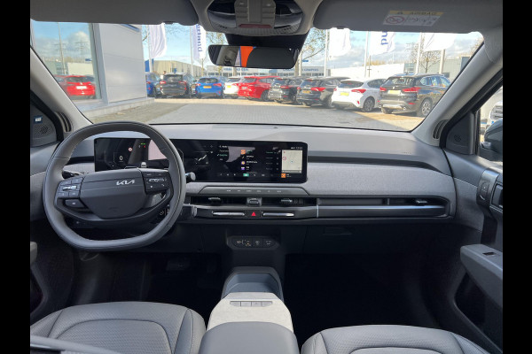 Kia EV3 Plus 81.4 kWh | Warmtepomp | 204 PK | Stoelverwarming | Stuurverwarming | BLIS | 19 inch Licht metaal