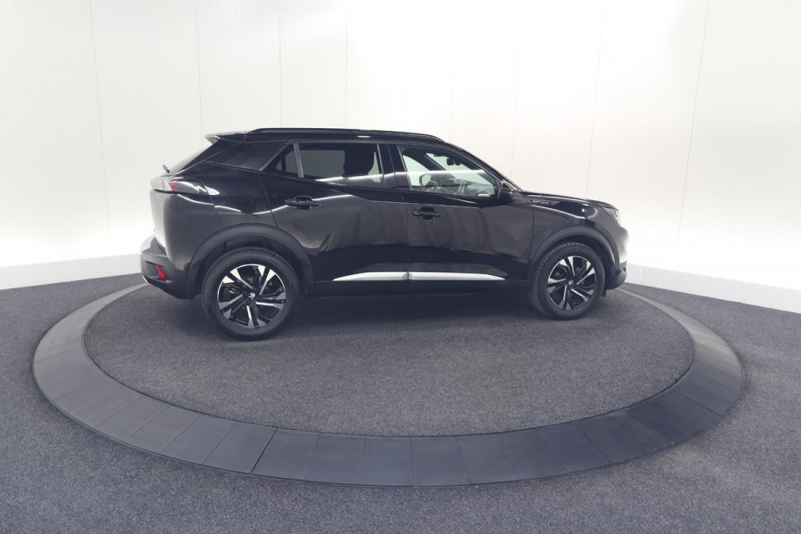 Peugeot 2008 PureTech 130 GT-Line | Camera | Adaptieve Cruise Control | Allseason Banden | Navigatie Peugeot 2008 PureTech 130 GT-Line | Camera | Adaptieve Cruise Control | Allseason Banden | Navigatie