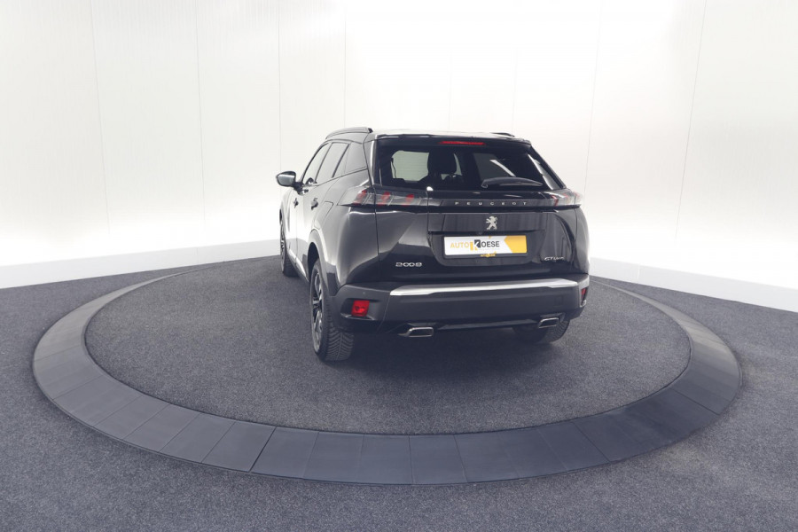 Peugeot 2008 PureTech 130 GT-Line | Camera | Adaptieve Cruise Control | Allseason Banden | Navigatie Peugeot 2008 PureTech 130 GT-Line | Camera | Adaptieve Cruise Control | Allseason Banden | Navigatie