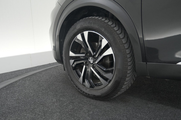 Peugeot 2008 PureTech 130 GT-Line | Camera | Adaptieve Cruise Control | Allseason Banden | Navigatie Peugeot 2008 PureTech 130 GT-Line | Camera | Adaptieve Cruise Control | Allseason Banden | Navigatie