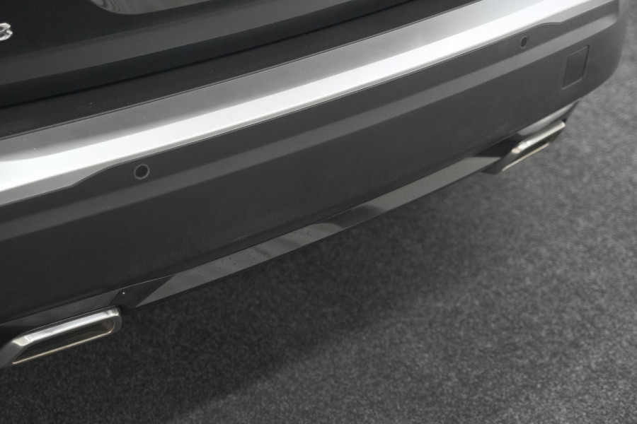 Peugeot 2008 PureTech 130 GT-Line | Camera | Adaptieve Cruise Control | Allseason Banden | Navigatie Peugeot 2008 PureTech 130 GT-Line | Camera | Adaptieve Cruise Control | Allseason Banden | Navigatie