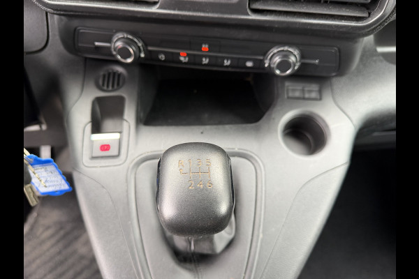 Peugeot Partner 1.2 111PK EURO 6 PureTech Premium CarPlay/cruise control/navigatie systeem Peugeot Partner 1.2 111PK EURO 6 PureTech Premium CarPlay/cruise control/navigatie systeem