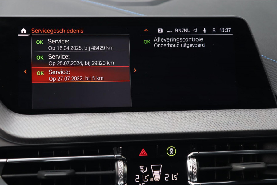 BMW 1-serie 120i M Sport / PANODAK / KEYLESS / DODEHOEK / STUUR+STOELVERW