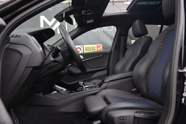 BMW 1-serie 120i M Sport / PANODAK / KEYLESS / DODEHOEK / STUUR+STOELVERW