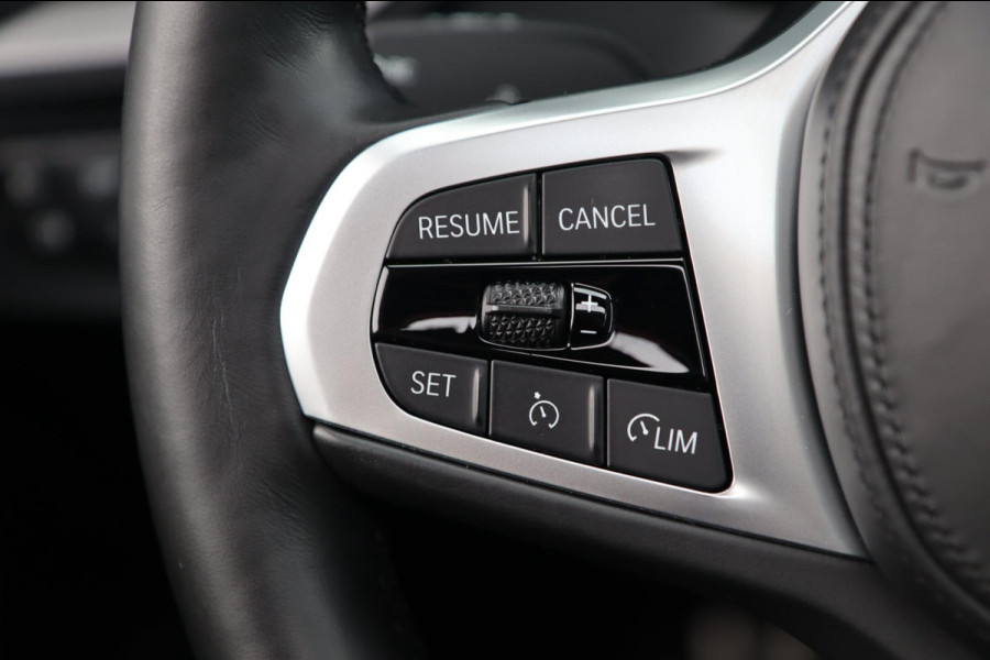 BMW 1-serie 120i M Sport / PANODAK / KEYLESS / DODEHOEK / STUUR+STOELVERW