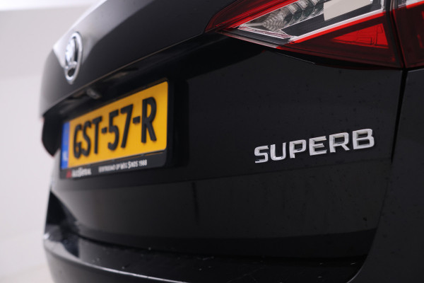 Škoda Superb Combi 1.5 TSI ACT Sportline Business Camera, Stoelverwarming, Panorama schuif/kantel, Apple Carplay