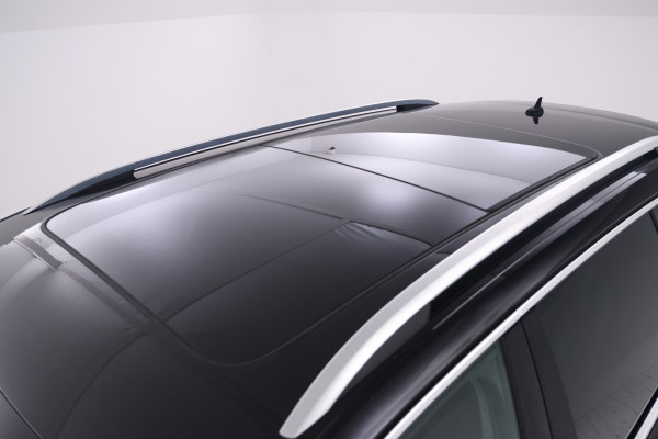 Škoda Superb Combi 1.5 TSI ACT Sportline Business Camera, Stoelverwarming, Panorama schuif/kantel, Apple Carplay