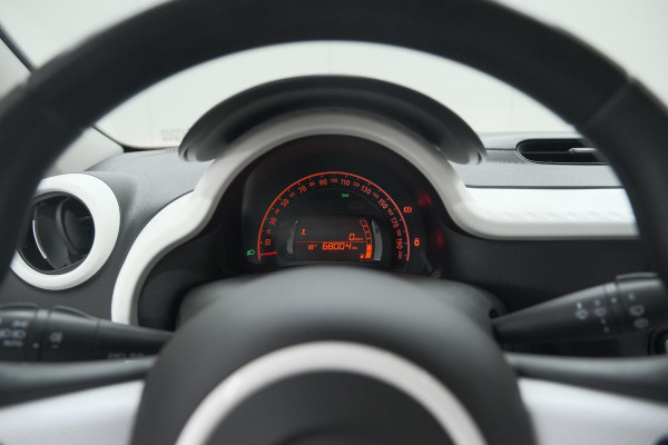 Renault Twingo 1.0 SCe Collection | Cruise Control | Parkeersensoren | Airconditioning Renault Twingo 1.0 SCe Collection | Cruise Control | Parkeersensoren | Airconditioning