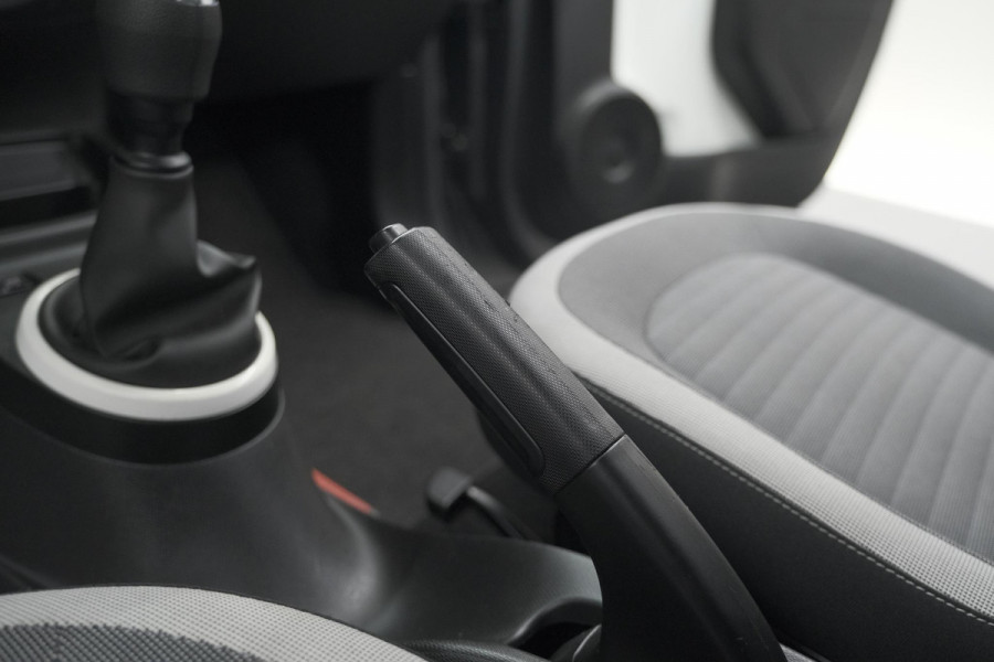 Renault Twingo 1.0 SCe Collection | Cruise Control | Parkeersensoren | Airconditioning Renault Twingo 1.0 SCe Collection | Cruise Control | Parkeersensoren | Airconditioning