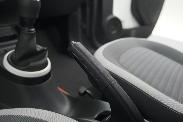 Renault Twingo 1.0 SCe Collection | Cruise Control | Parkeersensoren | Airconditioning Renault Twingo 1.0 SCe Collection | Cruise Control | Parkeersensoren | Airconditioning