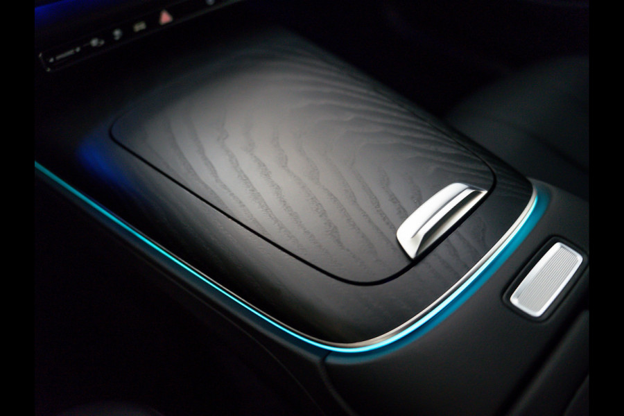 Mercedes-Benz E-Klasse Estate 300 e Avantgarde Line | Memory | Distronic | Keyless |