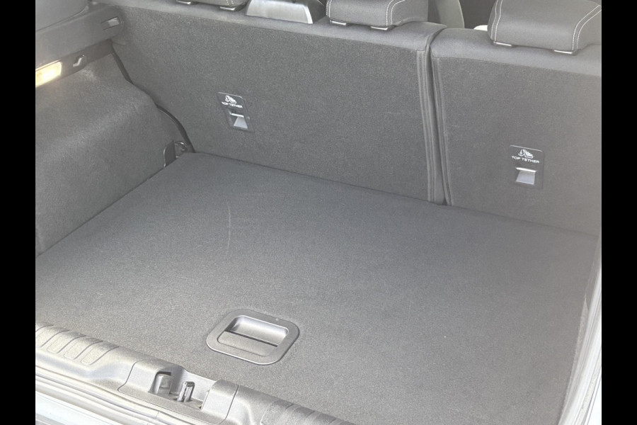 Ford Puma 1.0 EcoBoost Hybrid Titanium 125pk | NIEUWE MODEL! | Winterpack | Keyless Pack | Elek Achterklep | Sync 4 Navigatie