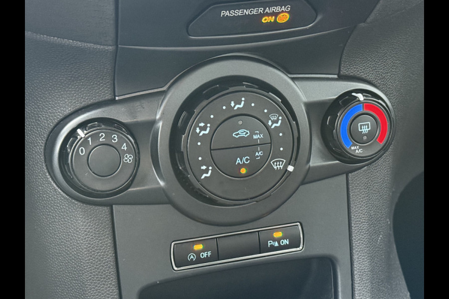 Ford Fiesta BWJ 2017 | 1.0 81PK Style Ultimate | AIRCO | PDC 2X | CRUISE | NAVI | LICHTMETAAL | Ford Fiesta BWJ 2017 | 1.0 81PK Style Ultimate | AIRCO | PDC 2X | CRUISE | NAVI | LICHTMETAAL |