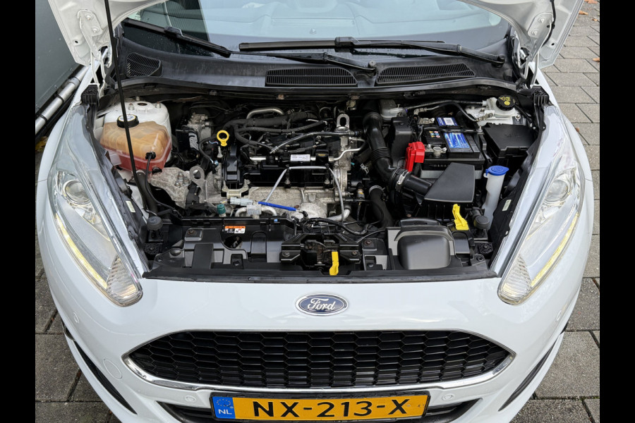 Ford Fiesta BWJ 2017 | 1.0 81PK Style Ultimate | AIRCO | PDC 2X | CRUISE | NAVI | LICHTMETAAL | Ford Fiesta BWJ 2017 | 1.0 81PK Style Ultimate | AIRCO | PDC 2X | CRUISE | NAVI | LICHTMETAAL |