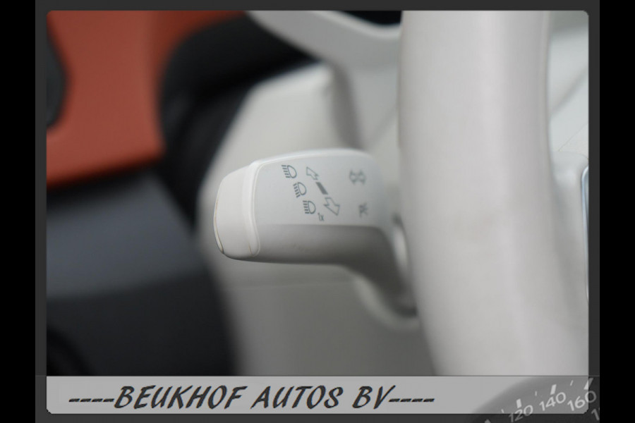 Volkswagen ID.3 First Plus 58 kWh Cam Carplay Adapt SOh 92.8 Volkswagen ID.3 First Plus 58 kWh Cam Carplay Adapt SOh 92.8