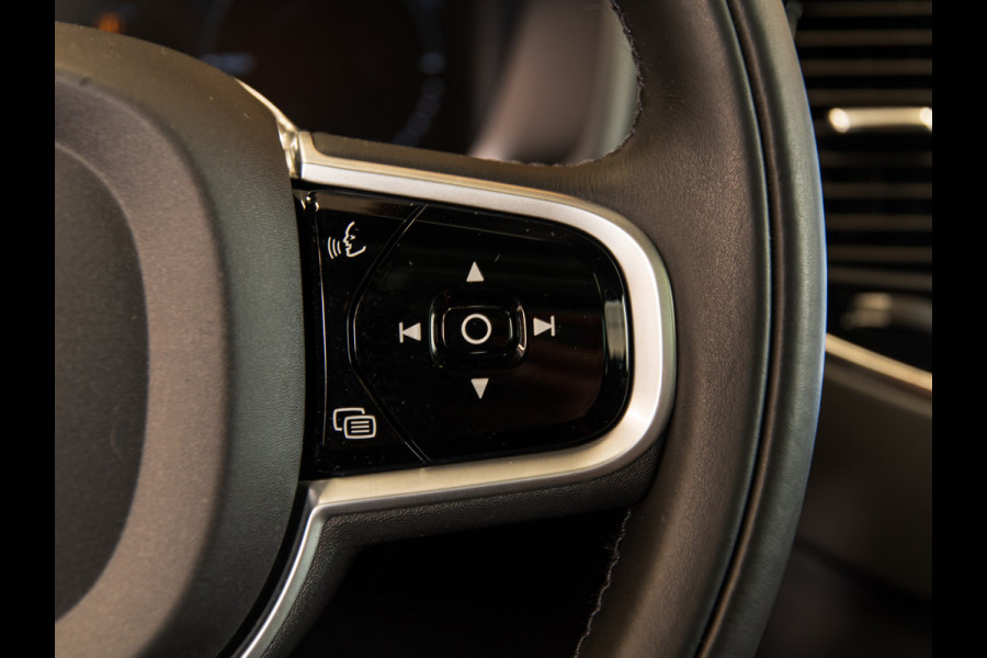 Volvo XC90 2.0 T8 Recharge AWD Inscription HUD | PANO | MASSAGE | B&W | AIRSUSP | 7 SEAT Volvo XC90 2.0 T8 Recharge AWD Inscription HUD | PANO | MASSAGE | B&W | AIRSUSP | 7 SEAT