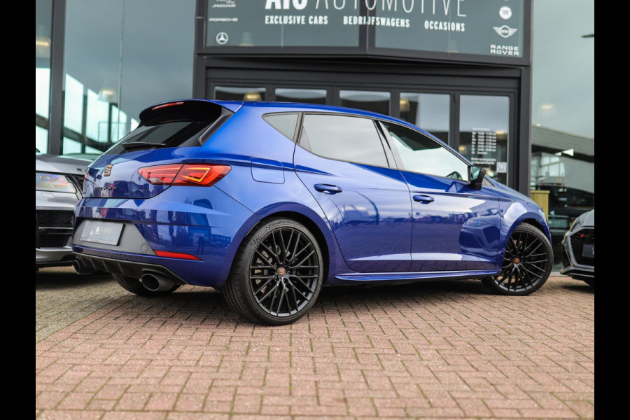 Seat Leon 2.0 TSI CUPRA 290 | Schaalstoelen | Keyless | Camera | Carplay | Beats | Stoelverw. Seat Leon 2.0 TSI CUPRA 290 | Schaalstoelen | Keyless | Camera | Carplay | Beats | Stoelverw.