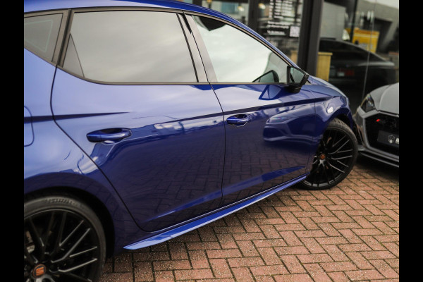 Seat Leon 2.0 TSI CUPRA 290 | Schaalstoelen | Keyless | Camera | Carplay | Beats | Stoelverw. Seat Leon 2.0 TSI CUPRA 290 | Schaalstoelen | Keyless | Camera | Carplay | Beats | Stoelverw.