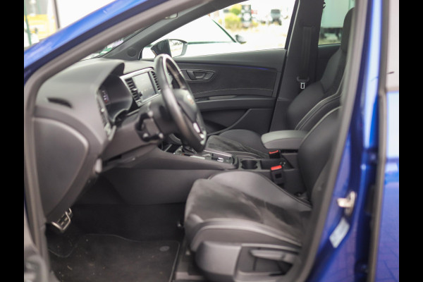 Seat Leon 2.0 TSI CUPRA 290 | Schaalstoelen | Keyless | Camera | Carplay | Beats | Stoelverw. Seat Leon 2.0 TSI CUPRA 290 | Schaalstoelen | Keyless | Camera | Carplay | Beats | Stoelverw.