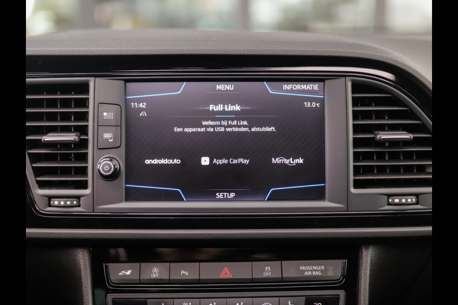 Seat Leon 2.0 TSI CUPRA 290 | Schaalstoelen | Keyless | Camera | Carplay | Beats | Stoelverw. Seat Leon 2.0 TSI CUPRA 290 | Schaalstoelen | Keyless | Camera | Carplay | Beats | Stoelverw.