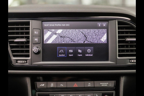Seat Leon 2.0 TSI CUPRA 290 | Schaalstoelen | Keyless | Camera | Carplay | Beats | Stoelverw. Seat Leon 2.0 TSI CUPRA 290 | Schaalstoelen | Keyless | Camera | Carplay | Beats | Stoelverw.