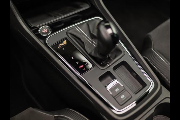 Seat Leon 2.0 TSI CUPRA 290 | Schaalstoelen | Keyless | Camera | Carplay | Beats | Stoelverw. Seat Leon 2.0 TSI CUPRA 290 | Schaalstoelen | Keyless | Camera | Carplay | Beats | Stoelverw.