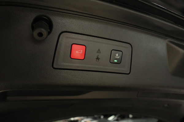 Peugeot 5008 1.6 GT 7-p. Navi Leer Memory 360 ACC Focal PDC Elektr. achterklep Zwarte hemelbekleding Stoelverwarming Climate Cruise LM velgen BTW auto