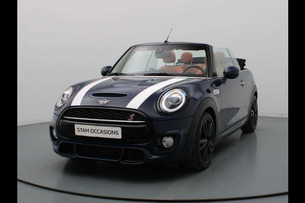 MINI Cabrio 190pk Cooper S Night Jack Edition Automaat Harman Kardon | Camera | Adapt. Cruise | Parkeersens. v+a | Stoelverw. MINI Cabrio 190pk Cooper S Night Jack Edition Automaat Harman Kardon | Camera | Adapt. Cruise | Parkeersens. v+a | Stoelverw.