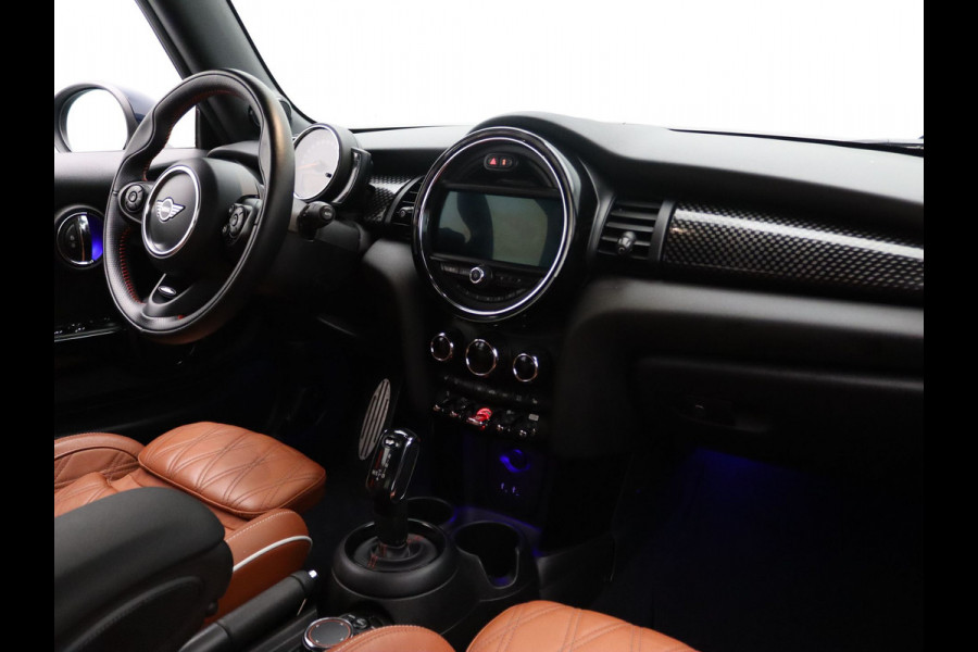 MINI Cabrio 190pk Cooper S Night Jack Edition Automaat Harman Kardon | Camera | Adapt. Cruise | Parkeersens. v+a | Stoelverw. MINI Cabrio 190pk Cooper S Night Jack Edition Automaat Harman Kardon | Camera | Adapt. Cruise | Parkeersens. v+a | Stoelverw.
