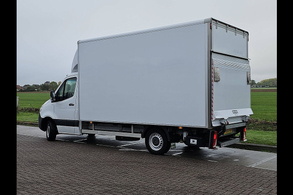 Mercedes-Benz Sprinter 314 2.2 CDI Bakwagen Laadklep Spoiler Zijdeur Lat-om-Lat Betimmerd Airco Automaat 3-Zits Euro6!
