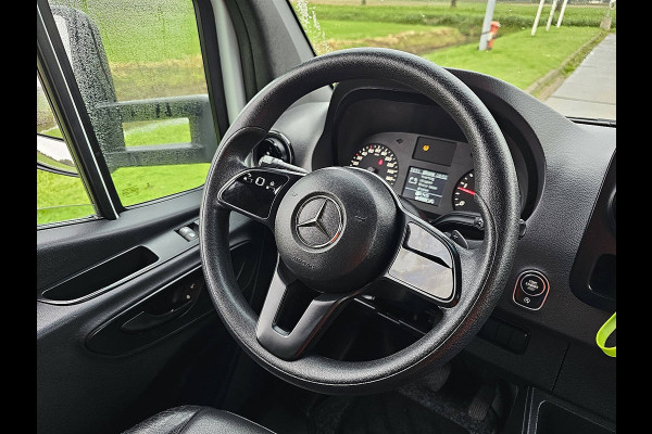Mercedes-Benz Sprinter 314 2.2 CDI Bakwagen Laadklep Spoiler Zijdeur Lat-om-Lat Betimmerd Airco Automaat 3-Zits Euro6!