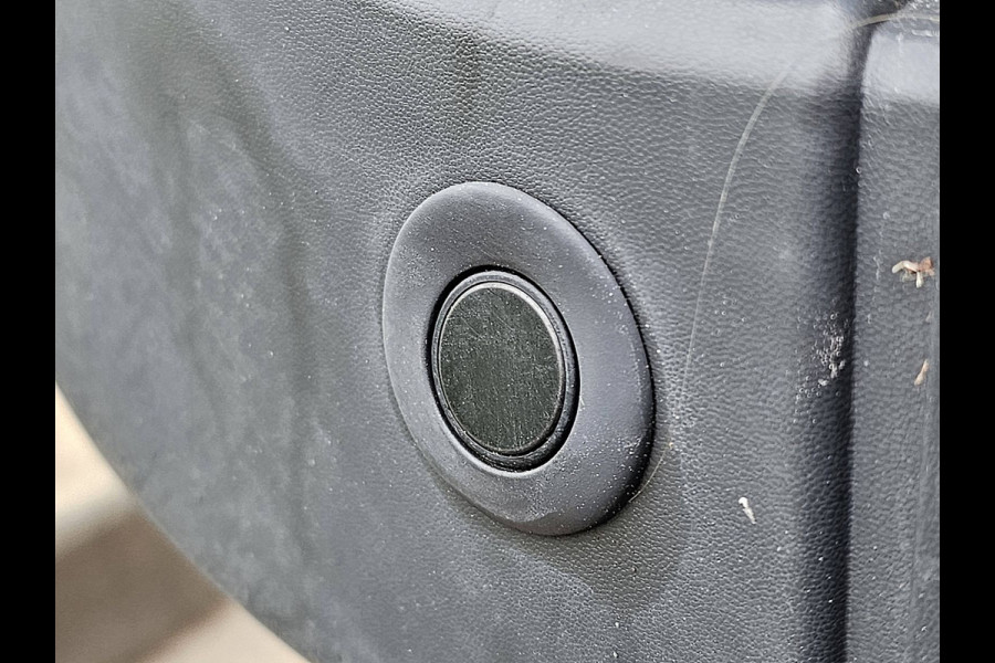 Ford Transit 350 2.0 TDCI L2H2 Trend automaat, airco, navi, side bars, trekhaak, Euro6!