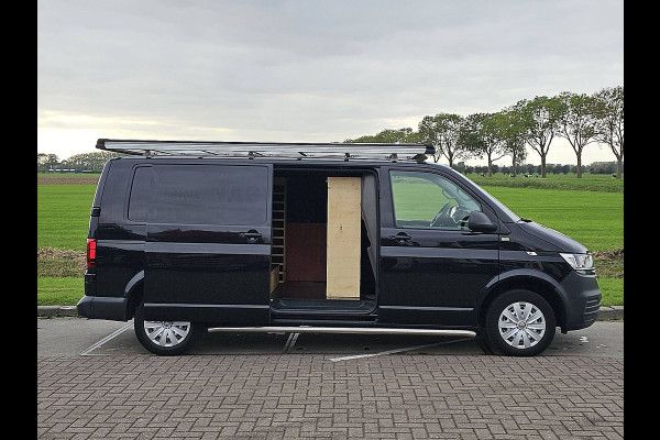 Volkswagen Transporter 2.0 TDI L2 Imperiaal Trekhaak Euro6 Volkswagen Transporter 2.0 TDI L2 Imperiaal Trekhaak Euro6